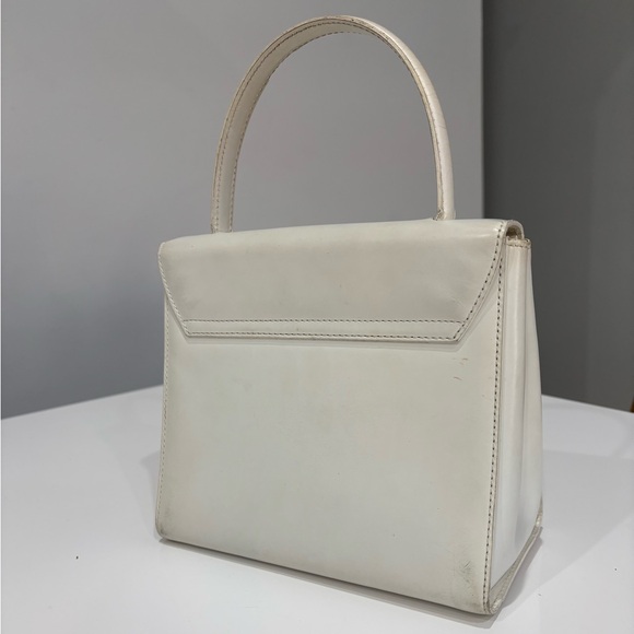 Vintage Céline Paris White Leather Structured Top Handle Bag Gold Medallion Real - Picture 5 of 9